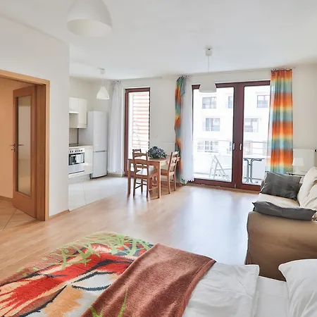 Διαμέρισμα Bright Spacious *